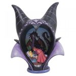 True Love's Kiss - Maleficent Diorama Headdress Figurine 6008996 disney traditions maléfica maleficent