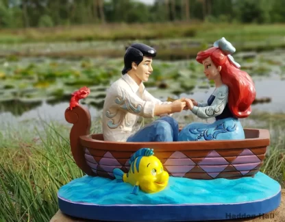 Waiting For A Kiss (Ariel and Prince Eric Figurine) 4055414 jim shore disney traditions ariel a pequena sereia
