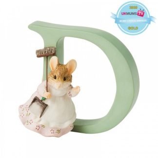 D" - Hunca Munca Sweeping A4996 This charming alphabet letter "D" - Hunca Munca Sweeping pedrito coelho coneto peter rabbit