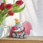 A Gift of Love (Dumbo with Heart Figurine) 6011915 "A Gift of Love" Holding a heart with his trunk, the lovable flying elephant, Dumbo disney traditions jim shore