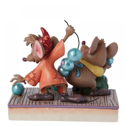 Jaq & Gus Figurine 6015020 Ahead of Cinderella's 75th Anniversary in 2025, we have Gus & Jaq helping thread Cinderella's pearls. disney ratinhos cinderela