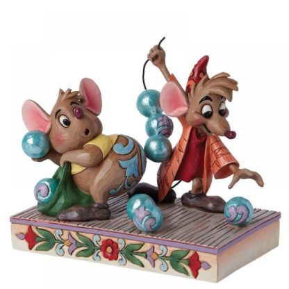 Jaq & Gus Figurine 6015020 Ahead of Cinderella's 75th Anniversary in 2025, we have Gus & Jaq helping thread Cinderella's pearls. disney ratinhos cinderela