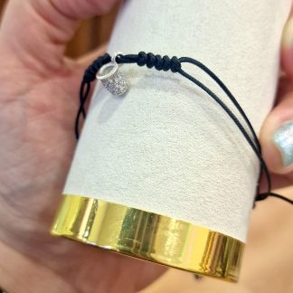 Pulseira Dedal Mamori (prata): Preta pedras brancas