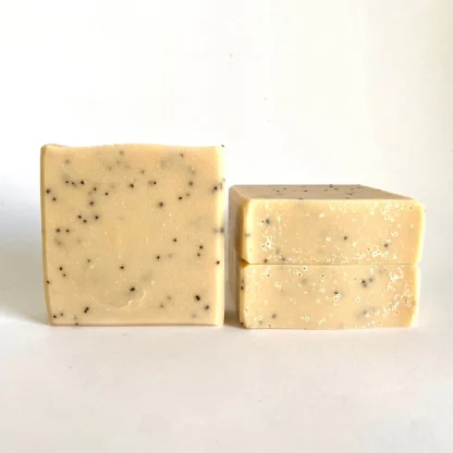Sabonete artesanal esfoliante Orange Poppyseed (made in Portugal) - Image 3