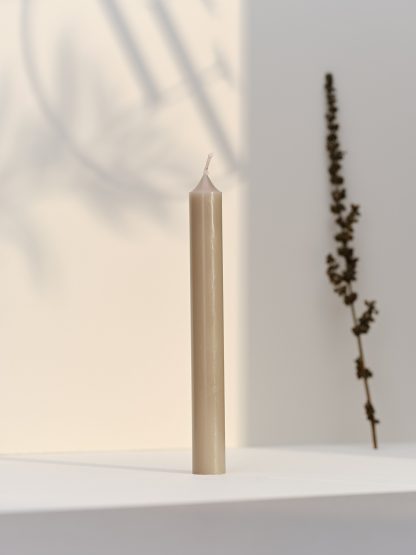 Bougies la Française: Vela castiçal 20cm Taupe – 1 unidade