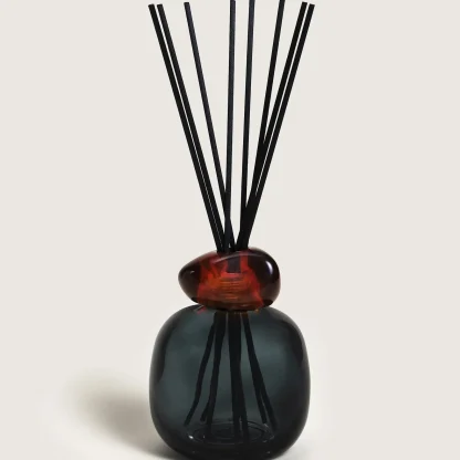 Difusor Mikado Mineral Preto e Âmbar: 180ml Terre Sauvage