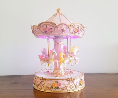 Carrossel XL Golden Branco e Rosa: com luzes