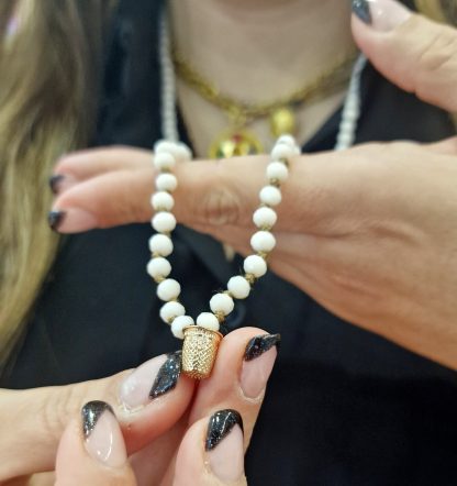 Colar Fio Petra com Dedal: Branco