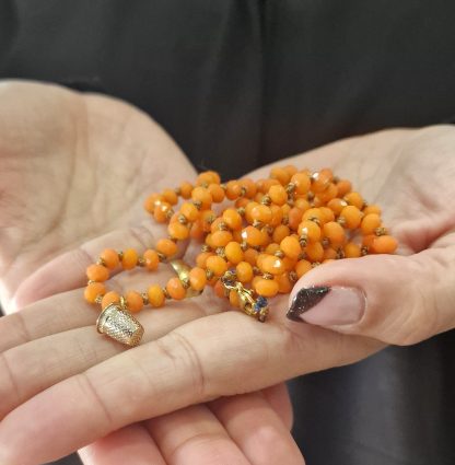 Colar Fio Petra com Dedal: Laranja Suave