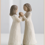 Figura Irmãs de Coração (dar as mãos) - Willow Tree