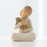 Menina Bondosa com Gatinho - Willow Tree