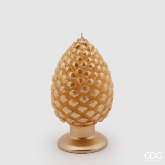Vela decorativa Pinha Dourada com Base: 20X11cm