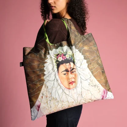 Saco reutilizável LOQI: “Self Portrait as a Tehuana“, de Frida Kahlo