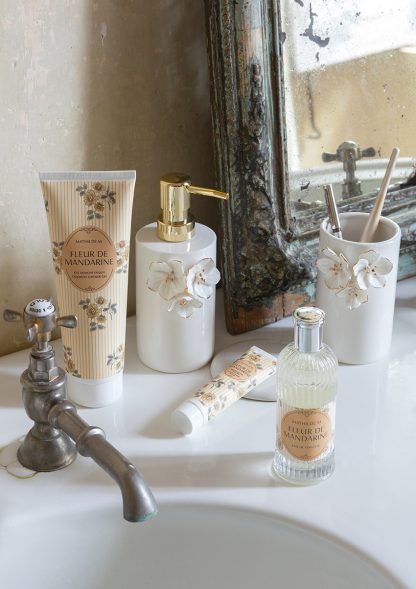 Coffret Fleur D'Oranger: 200ml creme leite corporal + 250ml gel de banho