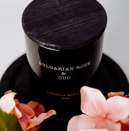 Vela 230gr Cereria Mollá: Bulgarian Rose & Oud