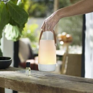 Difusor de aromas Petit Lampião: eletricidade e bateria