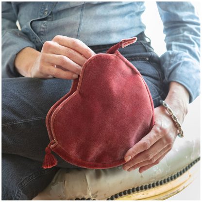 Necessaire Coração Veludo burgundy: Mathilde M.