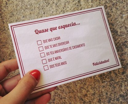 Postal Quase que Esquecia... (cómico, pôr a cruz na situação!)