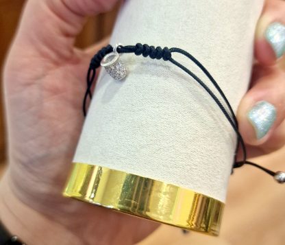 Pulseira Dedal Mamori (prata): Preta pedras brancas