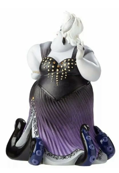 Úrsula: Couture de Force