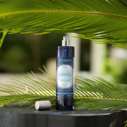 Spray aromatizador 100ml: Sândalo e Flor de Coco / Santal & Fleur de Coco