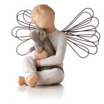 Anjo do Reconforto (Menino com cão) - Willow Tree