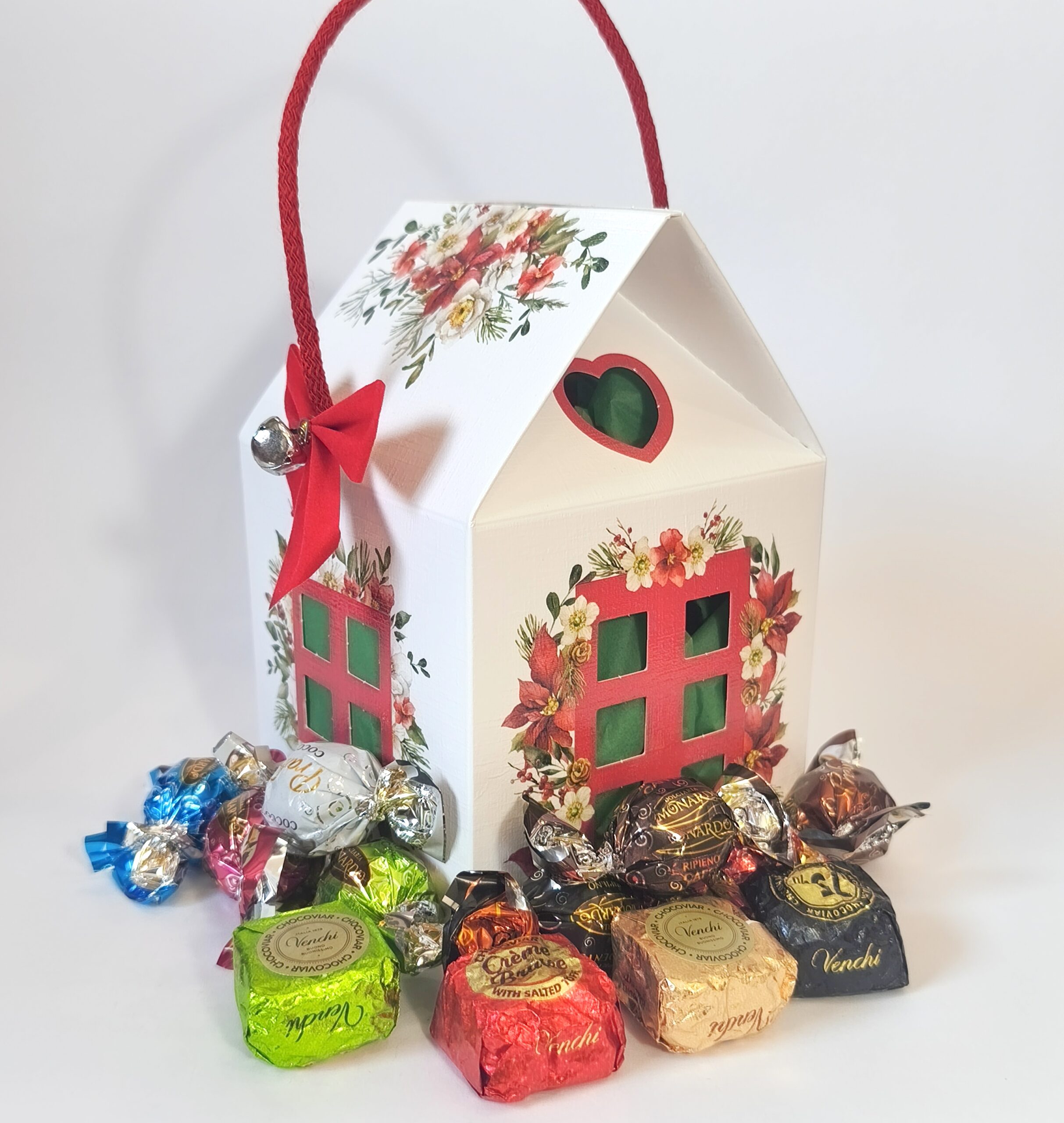 Casinha Branca com Chocolate Chocaviar Venchi 80gr + 110gr Chocolate Sortido Monardo