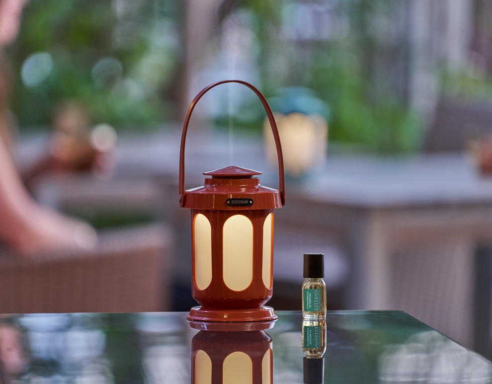 Difusor de Óleos sem água e bateria Lanterna Terracotta + concentrado Citronela e Menta - Image 2